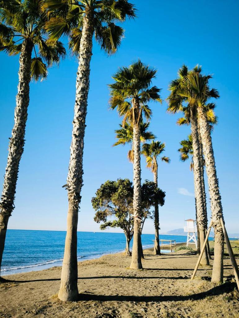 Atico Con Piscina, Golf, Vistas Al Mar Lägenhet Torre de Benagalbon Exteriör bild